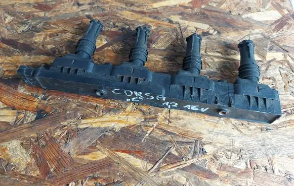 Opel Corsa C High voltage ignition coil 0221503015