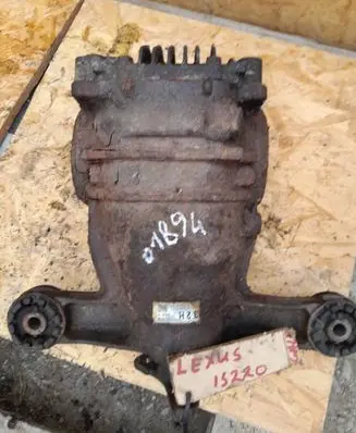 Lexus IS 220D-250-350 Rear differential 32H070302W1048
