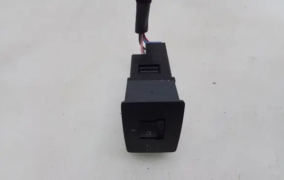 Hyundai Getz Headlight level height control switch