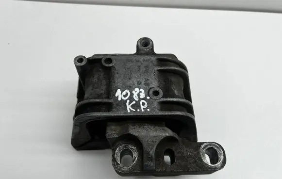 Volkswagen PASSAT B6 Engine mount bracket 1K0199262