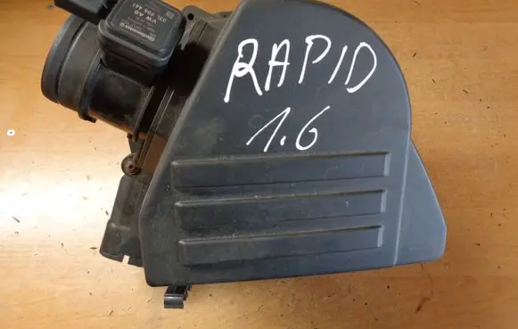 Skoda Rapid (NH) Air filter box 6R0129601C
