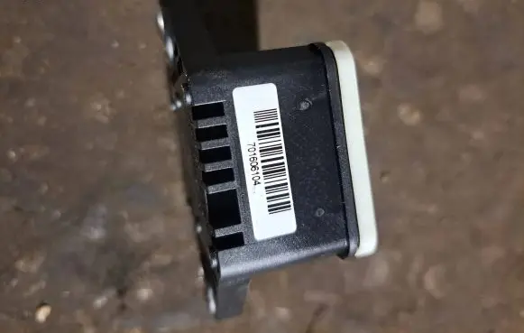 BMW X3 E83 ESP acceleration yaw rate sensor 341769901