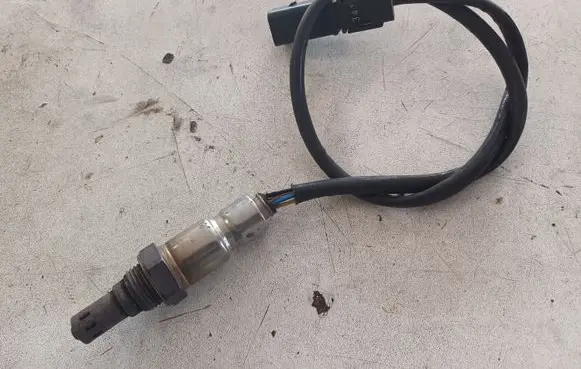 Skoda Octavia Mk2 (1Z) Lambda probe sensor 03L906262A