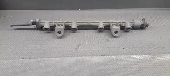 Hyundai Tucson JM Fuel main line pipe