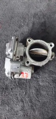 BMW 1 F20 F21 Throttle valve 10378517 7810752