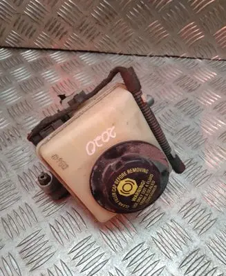 Opel Astra H Master brake cylinder 32067271