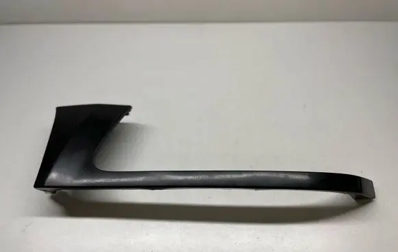 Subaru Forester SG Under headlight/headlamp trim 57122SA010