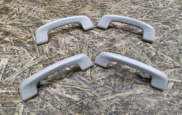 BMW 7 F01 F02 F03 F04 A set of handles for the ceiling 