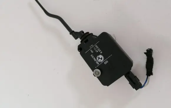 BMW X5 E53 Central locking motor 8372240