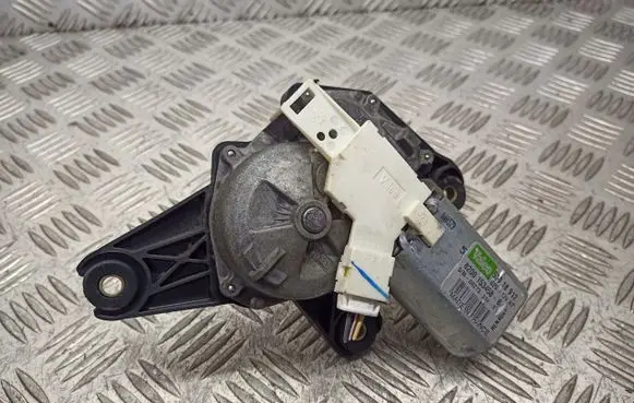 Renault Scenic II - Grand scenic II Wiper motor 8200153458