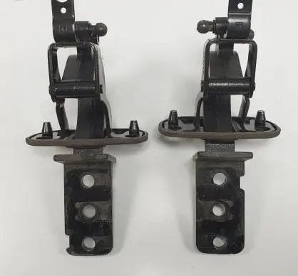 Volvo XC70 Tailgate/trunk/boot hinge 31218425