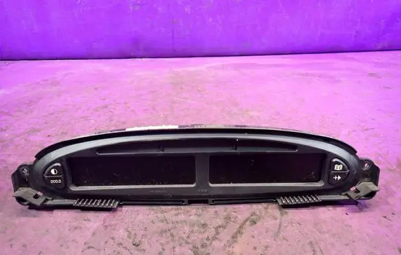 Citroen Xsara Picasso Speedometer (instrument cluster) 
