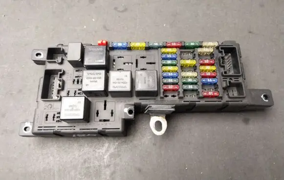 Volvo S60 Fuse box set 518829106 30728008
