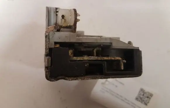 Citroen C5 Front door lock