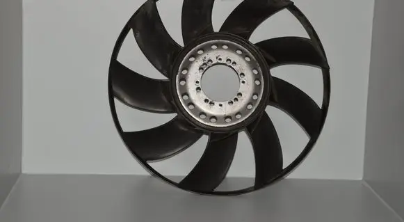 BMW X5 E53 Fan impeller 7504732
