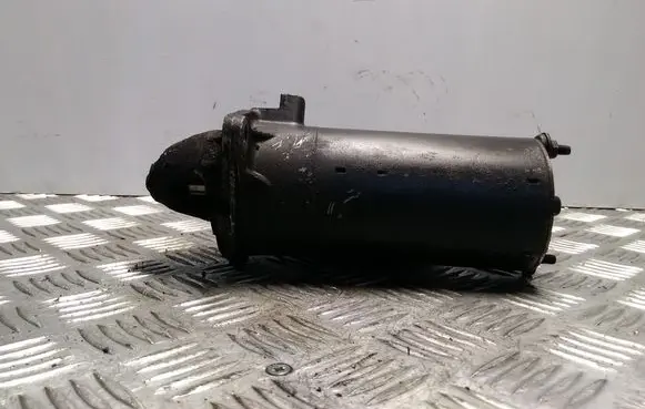 Opel Zafira A Starter motor