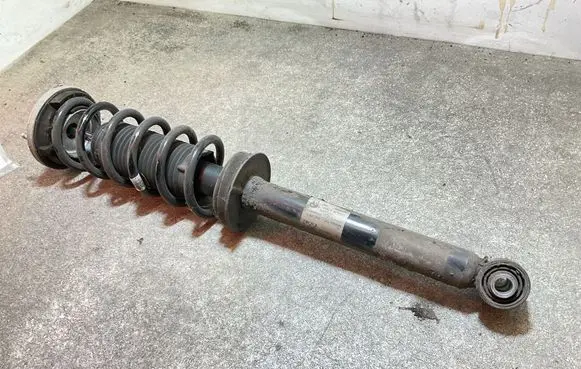 BMW 5 G30 G31 G38 Rear shock absorber/damper 6866620 G30H222PHB 814902009105