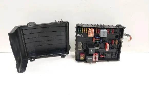 Audi A3 S3 8P Fuse box set 1K0937132D 013949711 013949431