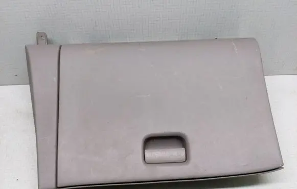 Nissan Almera Tino Glove box set 68108BU200 681084U200