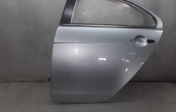 Mitsubishi Lancer VIII Rear door