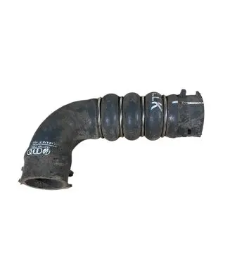 Audi A4 S4 B7 8E 8H Intercooler hose/pipe 8E0145738D