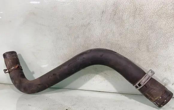 Jeep Grand Cherokee (WK) Intercooler hose/pipe 55116864a