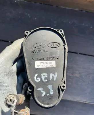 Hyundai Genesis Throttle valve 351003C400
