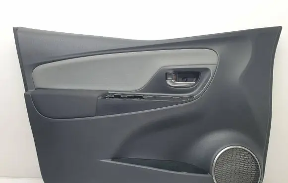 Toyota Yaris Front door card panel trim