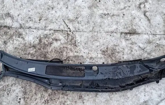Wiper trim