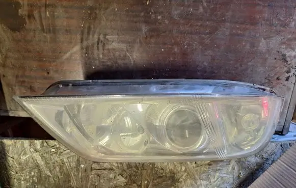 Volkswagen PASSAT B5.5 Headlight/headlamp 1EL00835002 4B0941016AK