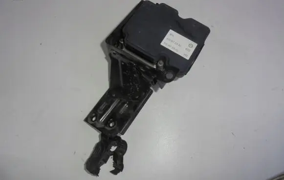 Volkswagen Polo V 6R ABS Pump 6R0907379AS