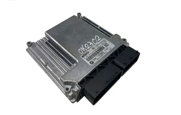 BMW X3 E83 Engine control unit/module ECU 7801712 0281013253