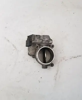 Audi A4 S4 B8 8K Throttle valve 4E0145950J