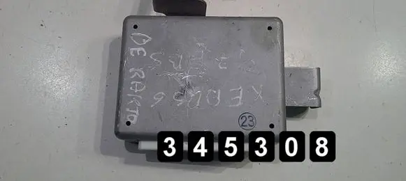 Mazda Xedos 6 Engine control unit/module 650a