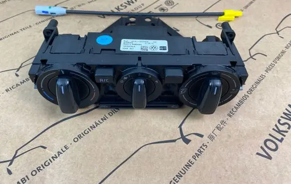 Volkswagen Up Climate control unit 1S0820045R
