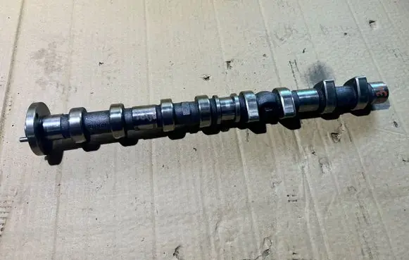 Mercedes-Benz Sprinter W906 Camshaft R6110510001