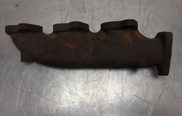 Audi A6 S6 C6 4F Exhaust manifold 059253033P