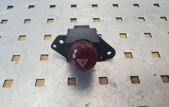 Mitsubishi Grandis Hazard light switch MR962274