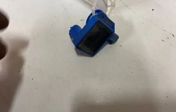 Jaguar XF X250 Airbag deployment crash/impact sensor