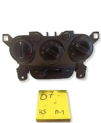 Mazda 6 Central console control unit 001321