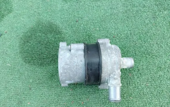 Audi A4 S4 B9 Electric auxiliary coolant/water pump 4H0965567A