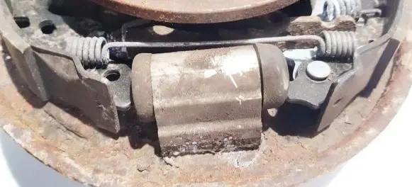 Toyota Aygo AB10 Handbrake/parking brake pads 