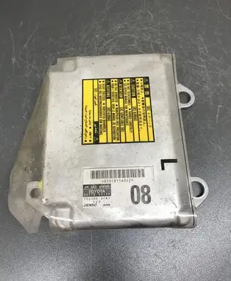 Toyota Land Cruiser (J120) Airbag control unit/module 8917060130