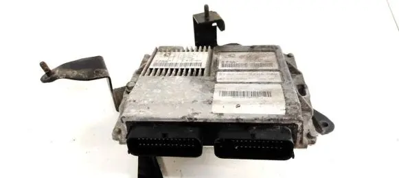 Dacia Sandero Engine control unit/module 616871000 591290000