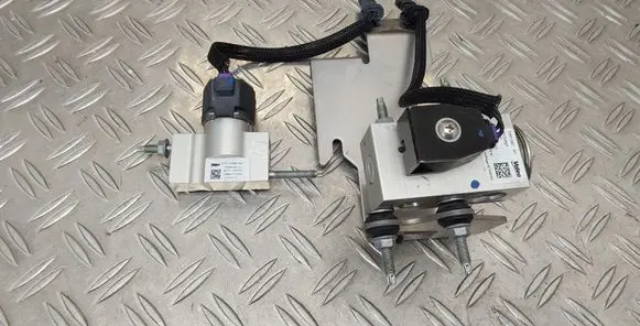 Air conditioning (A/C) expansion valve