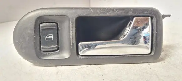 Volkswagen PASSAT B5.5 Front door interior handle 3b1837114