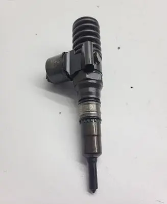 Audi A3 S3 8P Fuel injector 03G130073B 74987 0414720403
