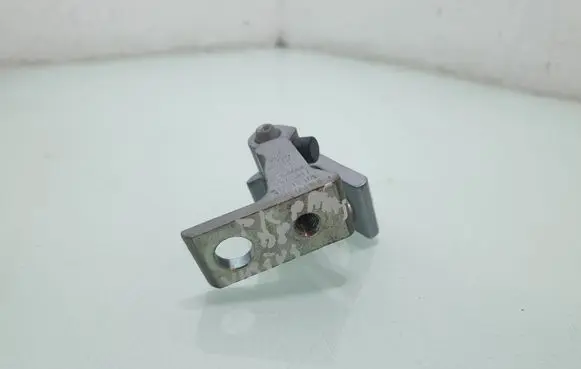 Front door upper hinge