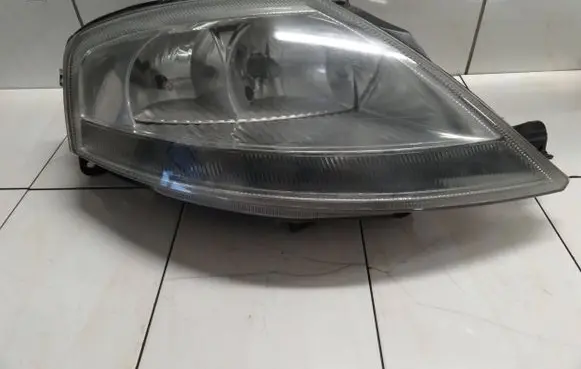 Citroen C3 Headlight/headlamp 9647214180