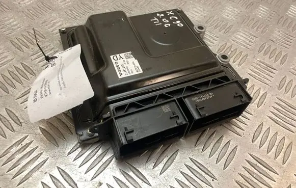 Volvo XC90 Engine control unit/module 31452230